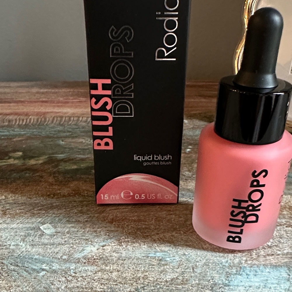 Rodial Blush Drops - Vibrant Pink Liquid Blush